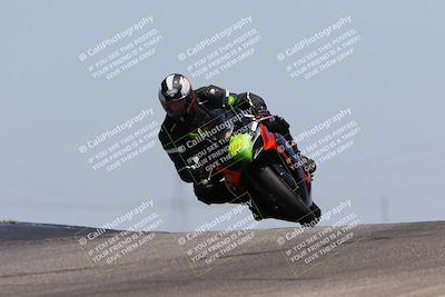 media/May-22-2023-Fastrack Riders (Mon) [[ae7626d9d8]]/Level 2/1230pm (Outside Grapevine)/